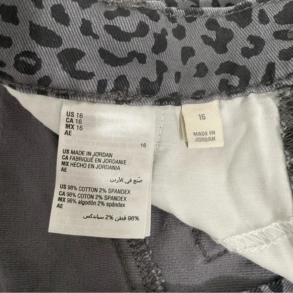 STYLE & CO Women’s Straight Leg Jeans - Picture 8 of 11